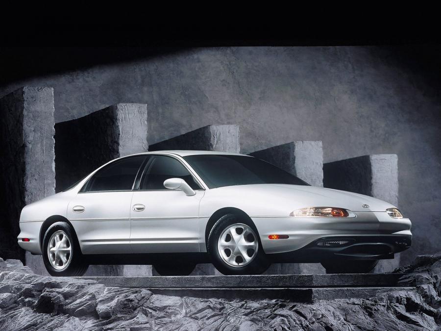  Oldsmobile Aurora 1995 года  (фото 7 из 12)